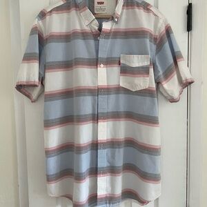 Levi’s Men’s Striped Short Sleeve Button Up Red Blue White Size XL